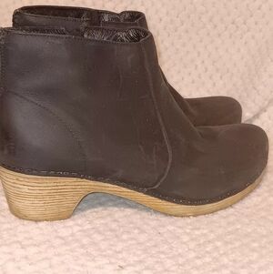 Dansko Black Ankle Booties with Tan Heel